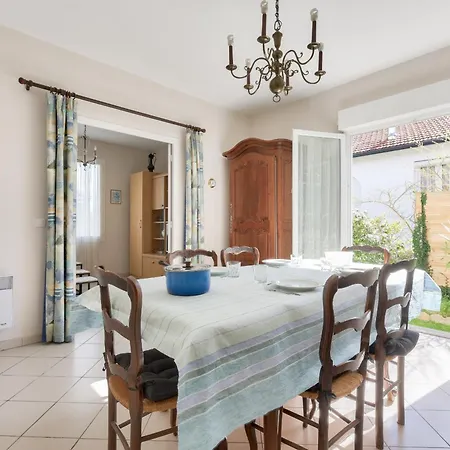 Casa vacanze Escale Avec Jardin - 750m De La Jetée Andernos-les-Bains